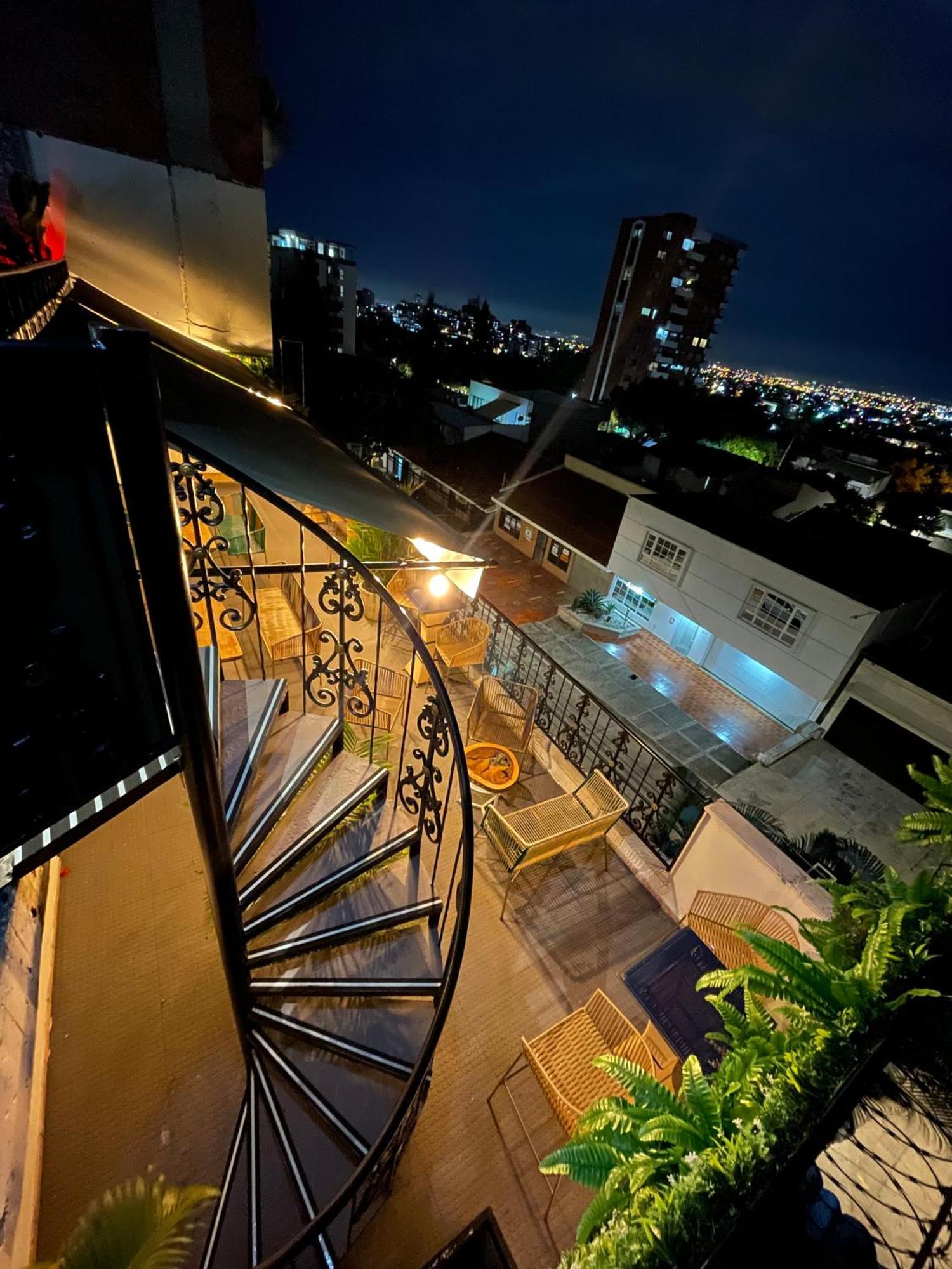 The View Hostel & Lounge Кали Экстерьер фото